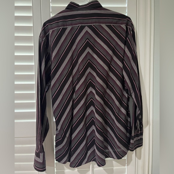 Men’s button down - Picture 2 of 3